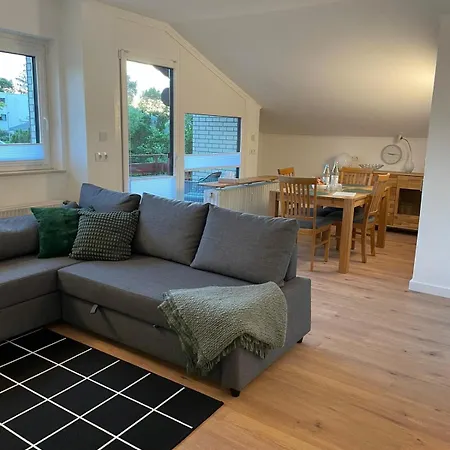 --Renoviert-- Ruhige 1-Zimmer Einliegerwohnung Mit Kueche Und Bad In Grossburgwedel Exterior foto