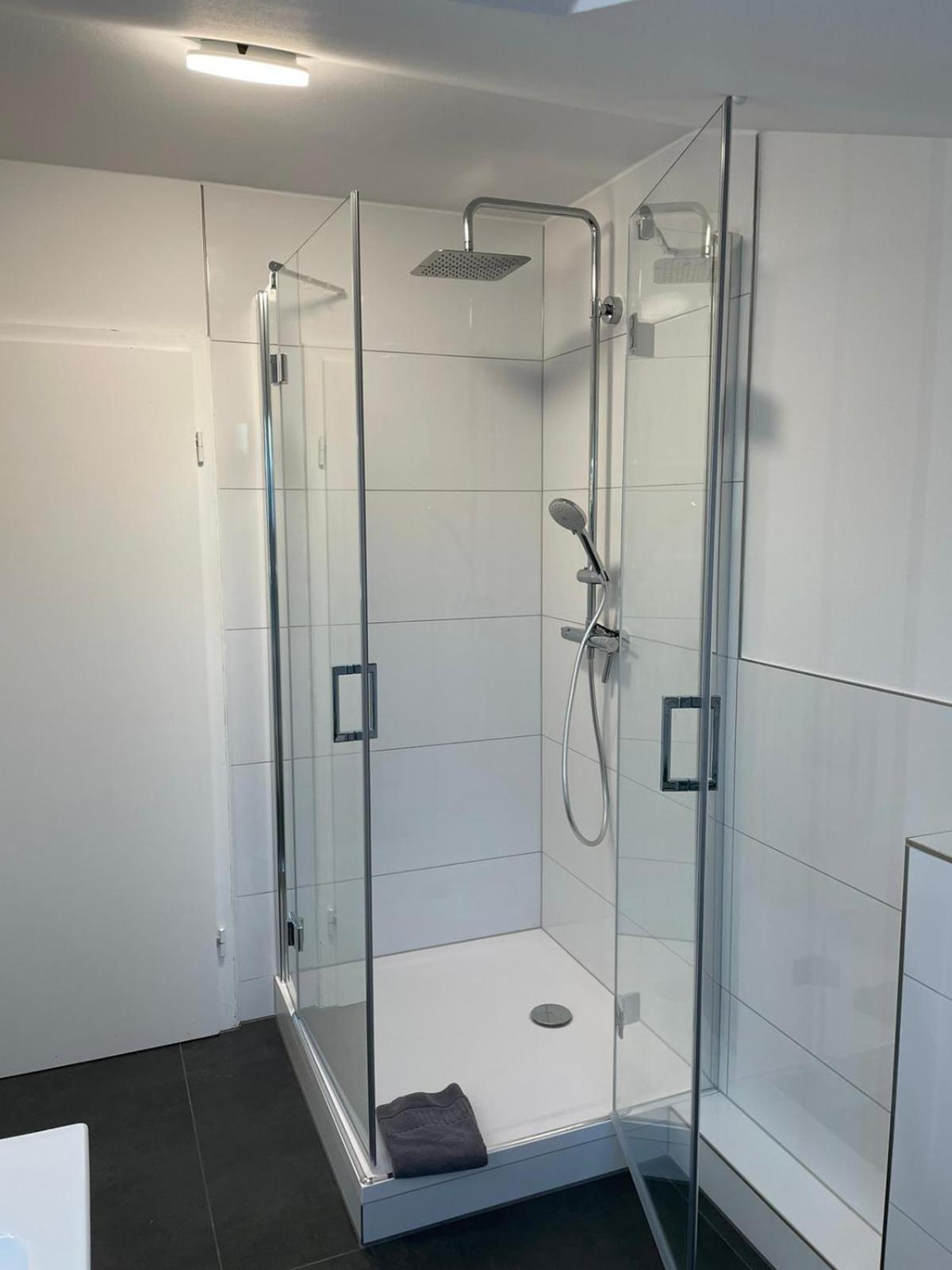 --renoviert-- Ruhige 1-zimmer Einliegerwohnung Mit Kueche Und Bad In Grossburgwedel *