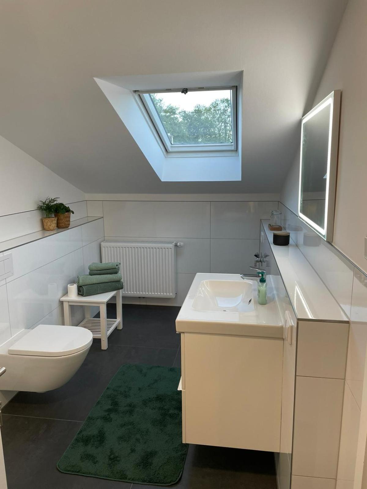 --renoviert-- Ruhige 1-zimmer Einliegerwohnung Mit Kueche Und Bad In Grossburgwedel Apartment *